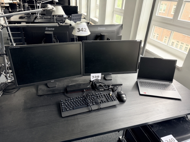 Notebook Lenovo 16 G7 ARP